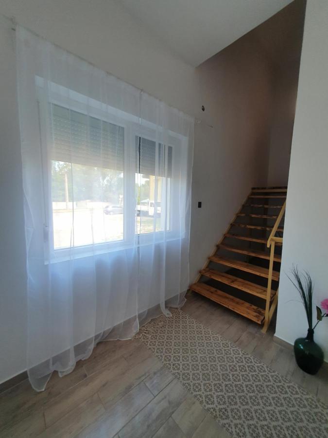 Sosto Apartman Székesfehérvár 外观 照片