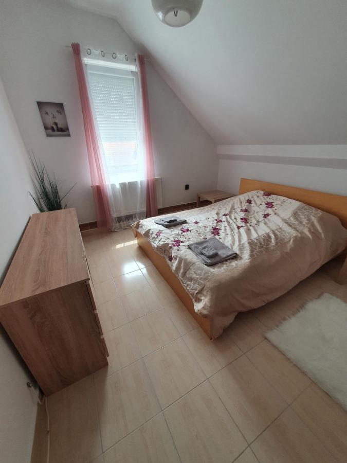 Sosto Apartman Székesfehérvár 外观 照片