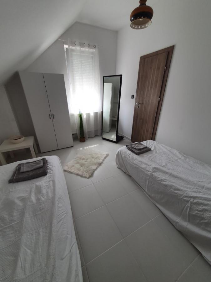 Sosto Apartman Székesfehérvár 外观 照片